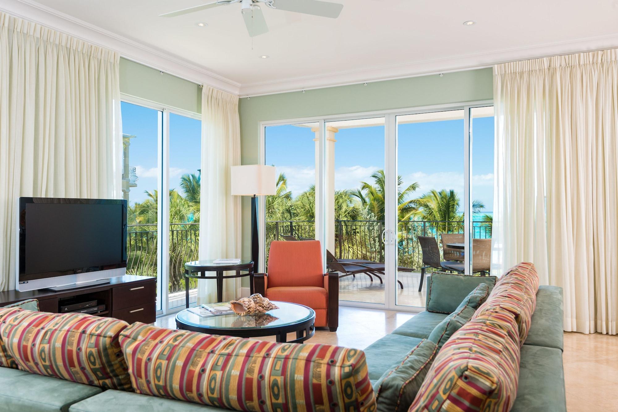 Hotel The Regent Grand Grace Bay Exteriér fotografie