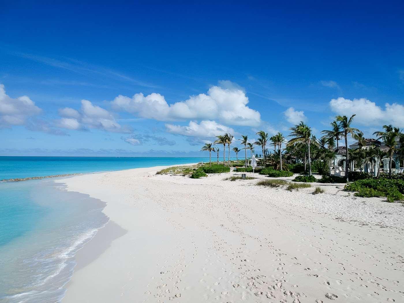 Hotel The Regent Grand Grace Bay Exteriér fotografie