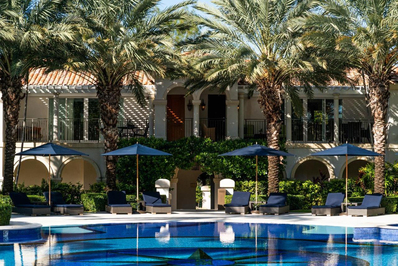 Hotel The Regent Grand Grace Bay Exteriér fotografie